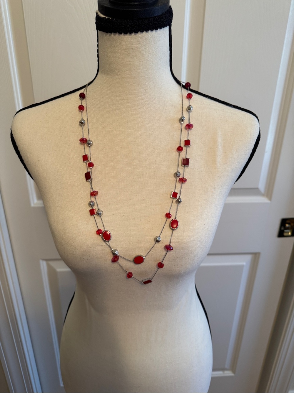 Kohl's Red, Pink and Silver Beaded Necklace snd earring Set